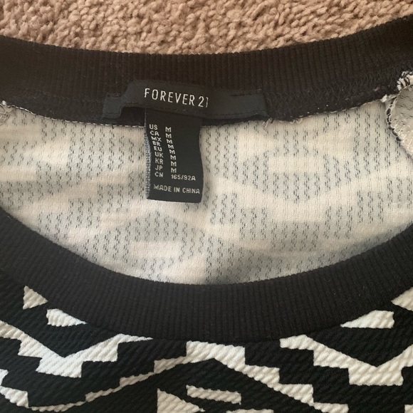 Forever 21 Sweater - Picture 3 of 4